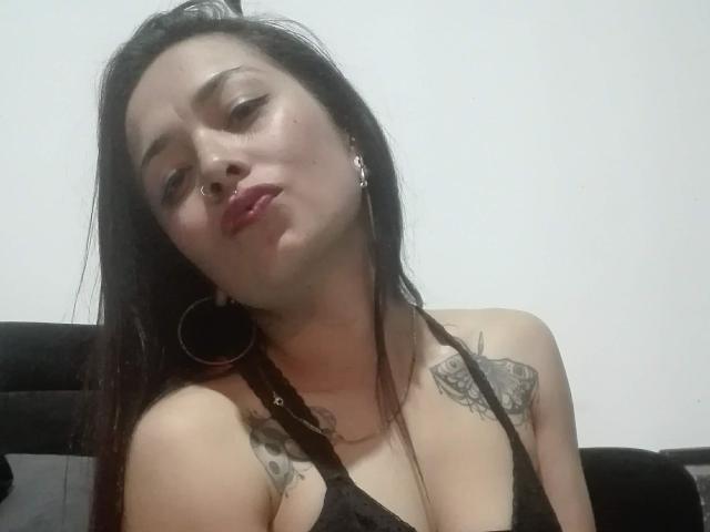 AlixColeman - Sexe cam en vivo - 12416304