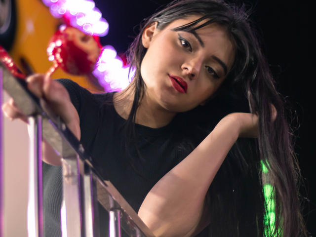 ValeriaRosee - Live sex cam - 12427232