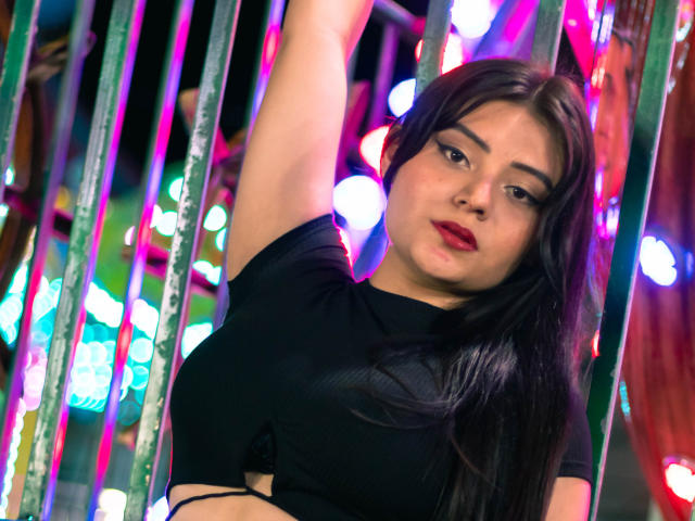 ValeriaRosee - Sexe cam en vivo - 12427240
