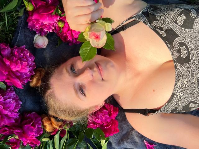 JessikaDaniels - Sexe cam en vivo - 12431320