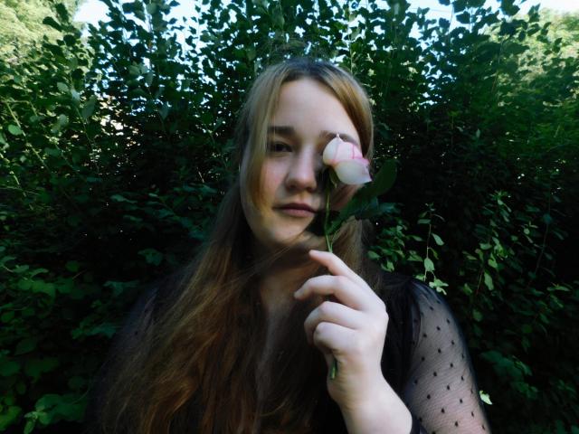 DaniellaGraceZZ - Live porn &amp; sex cam - 12432172