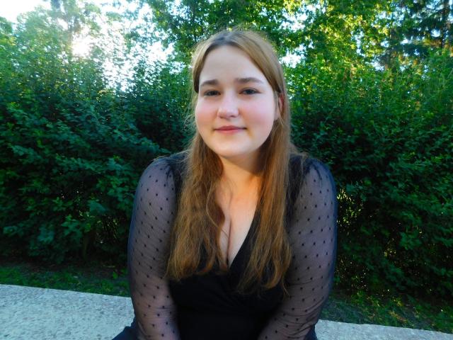 DaniellaGraceZZ - Live porn &amp; sex cam - 12432212