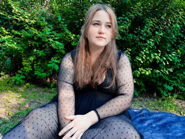 DaniellaGraceZZ - Sexe cam en vivo - 12432216