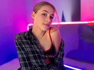 AdeleLoves - Live porn & sex cam - 12444504