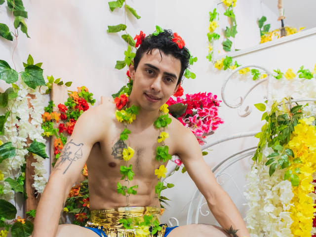 ArmoredKnight - Live sex cam - 12448760