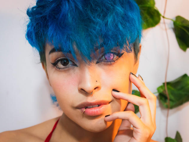 PrettyBeatrice - Live sex cam - 12490136