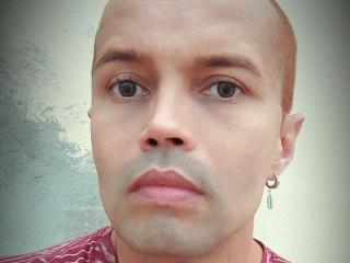 AlessandroFit - Sexe cam en vivo - 12498780