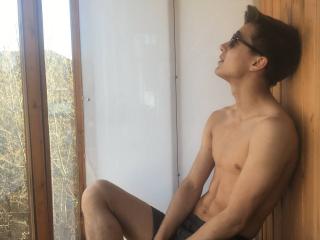 PeterSexy69 - Live porn & sex cam - 12505704