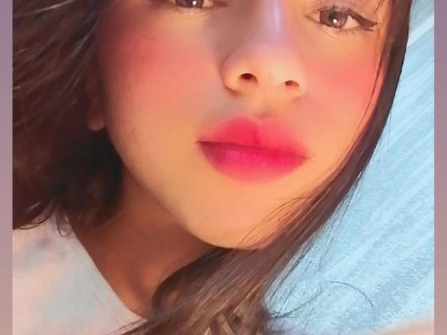 KloeThompson - Live porn &amp; sex cam - 12524072