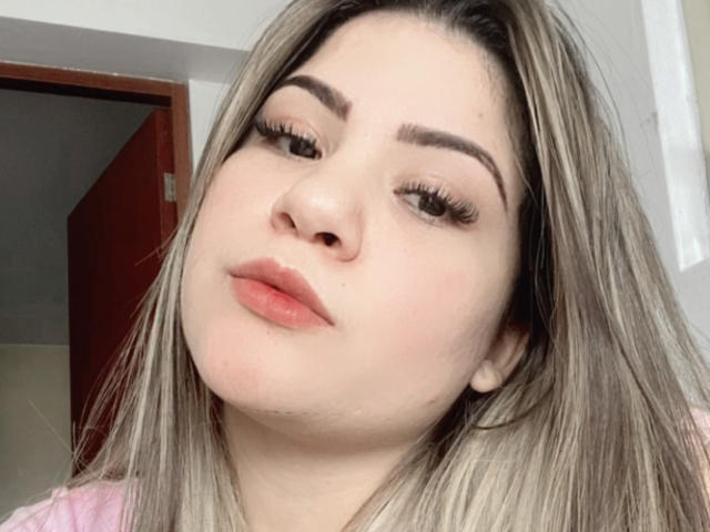 KeniaLove - Live sex cam - 12535088