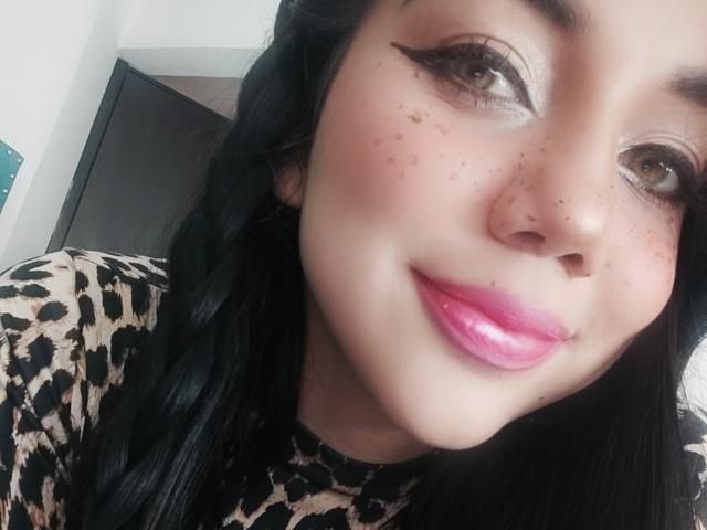 SquirtingCouple - Élő pornó és szexkamera - 12554760