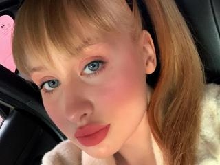 EvaPetrenko - Live porn & sex cam - 12563876