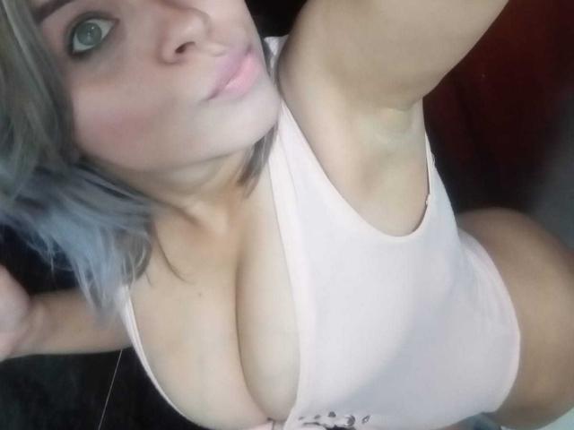 NinnaCicilia - Live sex cam - 12593944