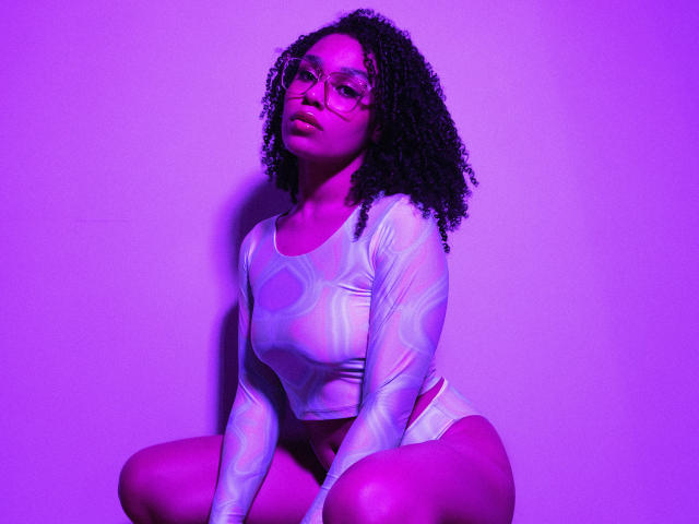 MacarenaWalker - Sexe cam en vivo - 12641284