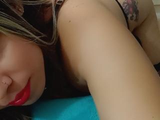 SoffiaWalkeer - Live porn & sex cam - 12641424