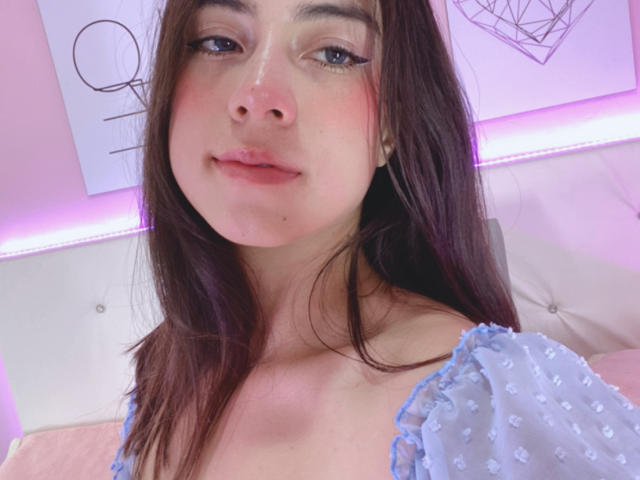 JuliaGarciax - Live Sex Cam - 12642756