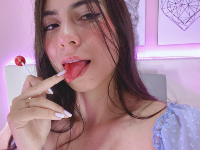 JuliaGarciax - Sexe cam en vivo - 12642764