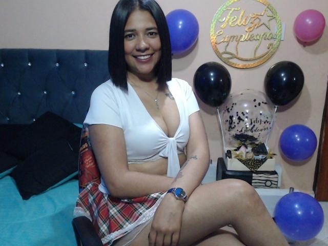 PauletteLove - Live sex cam - 12664128