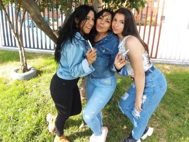 LatinLesbian - Sexe cam en vivo - 12673088