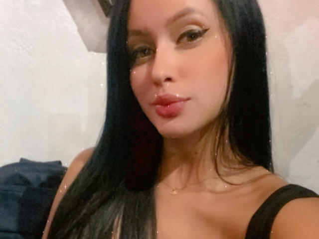 EmilyParkerr - Live porn &amp; sex cam - 12681728
