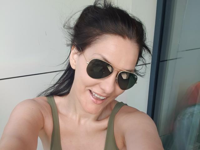 JoliDanielle - сексуальная веб-камера в реальном времени - 12702212