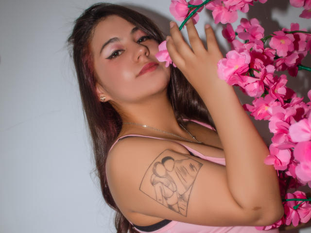 LiliFros - Live sex cam - 12731092