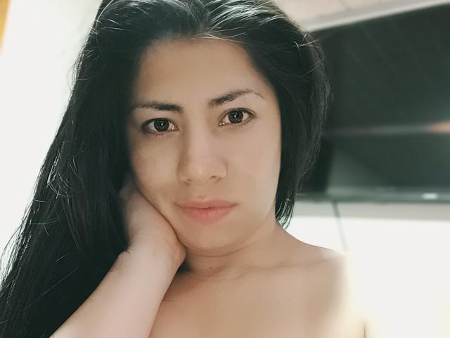 GenesisThonson - Sexe cam en vivo - 12749064