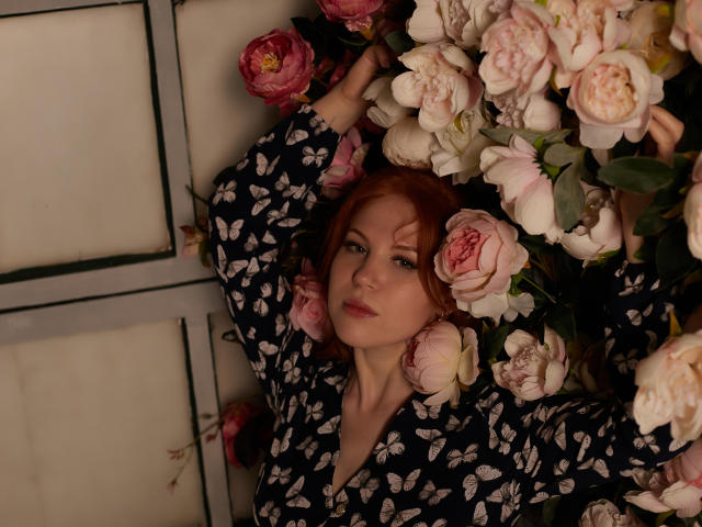 FionaPlayful - Live sex cam - 12767788