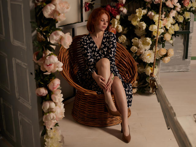 FionaPlayful - Live sex cam - 12767880