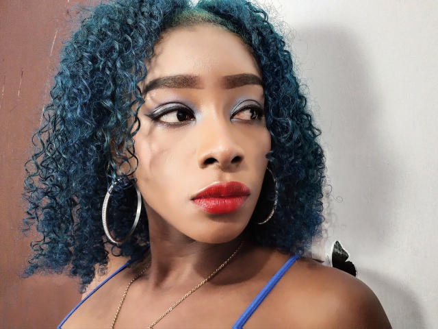 LarissaWilson - Live sex cam - 12787864