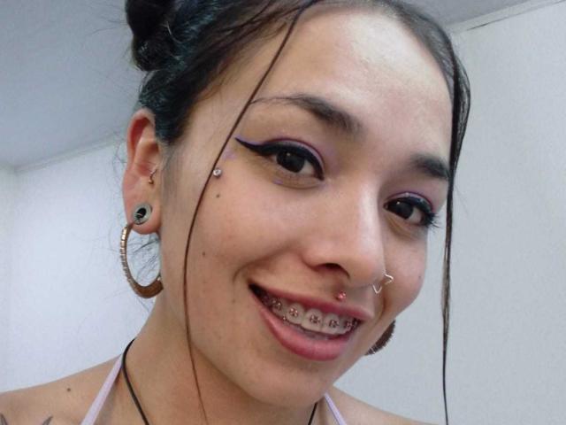 AlixColeman - Sexe cam en vivo - 12795456