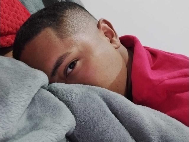 TheNaugthyGuy - Sexe cam en vivo - 12811512