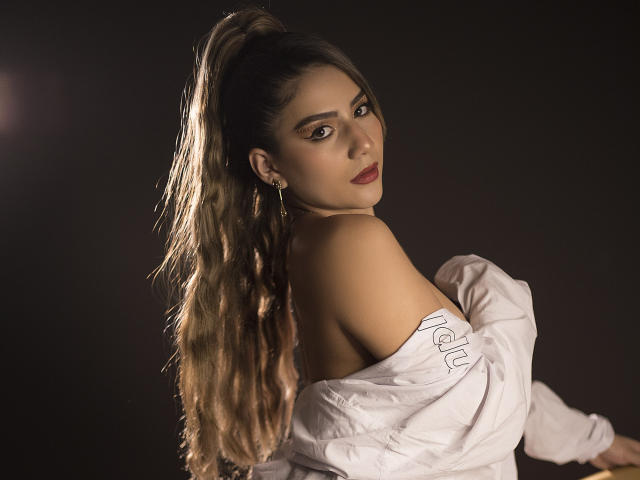SusiAndMat - Live Sex Cam - 12822496