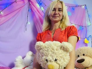 IdaColli - Live Sex Cam - 12831552