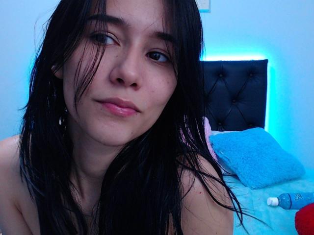 DeisyWest - Live sex cam - 12834260