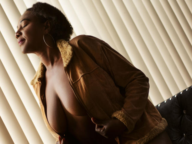 CorallHotty - Live Sex Cam - 12846484