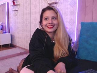 EmiilyRogers - Live sex cam - 12852240