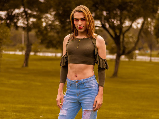 LaurynsKalii - Live sex cam - 12857420