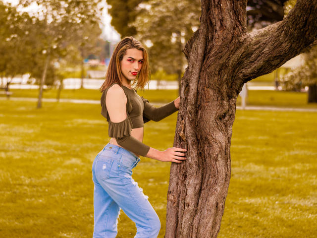 LaurynsKalii - Live sex cam - 12857432