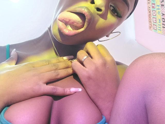 VenusBrown - Sexe cam en vivo - 12857548