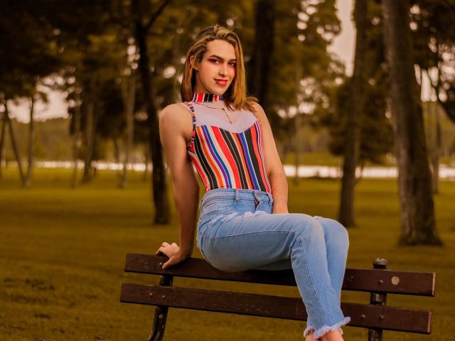 LaurynsKalii - Live sex cam - 12858076