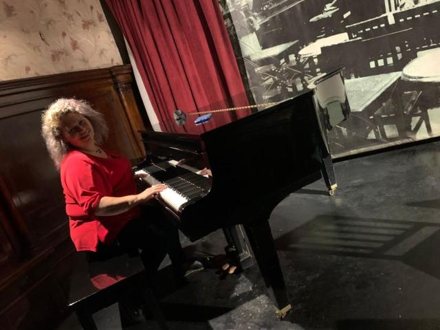 LesbianGrup - Élő pornó és szexkamera - 12858232