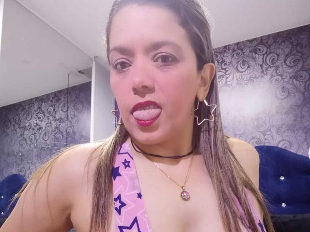 BiancaWild - Live sex cam - 12858328