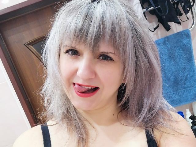 AlbertinaVida - Live porn &amp; sex cam - 12861652