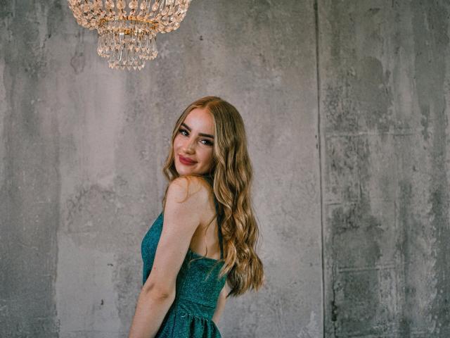 GynBerry - Live sexe cam - 12862884