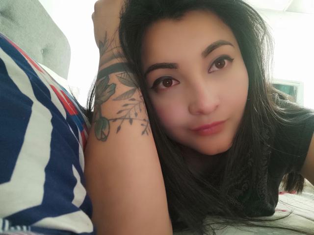 Shanaya - Live porn &amp; sex cam - 12866220