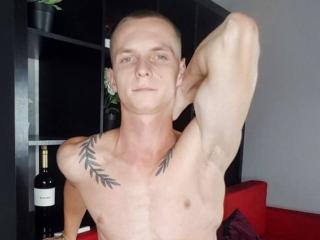 RasimonMosley - Sexe cam en vivo - 12871132