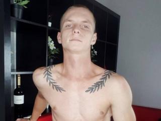 RasimonMosley - Sexe cam en vivo - 12871136