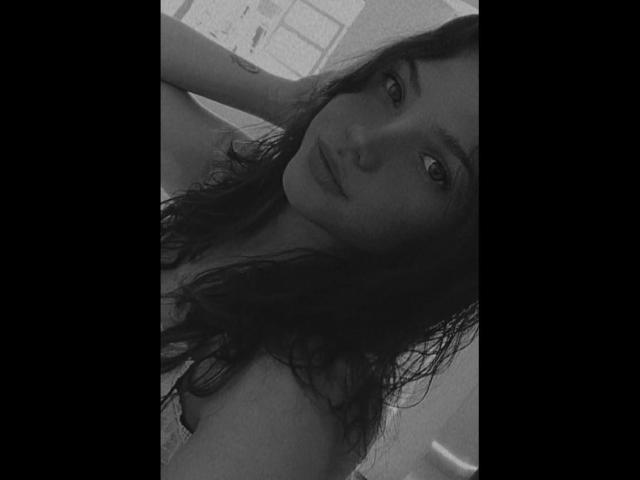 NikkyVs - Live sex cam - 12871172