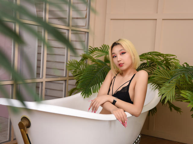 MillaWaves - Live porn &amp; sex cam - 12872856